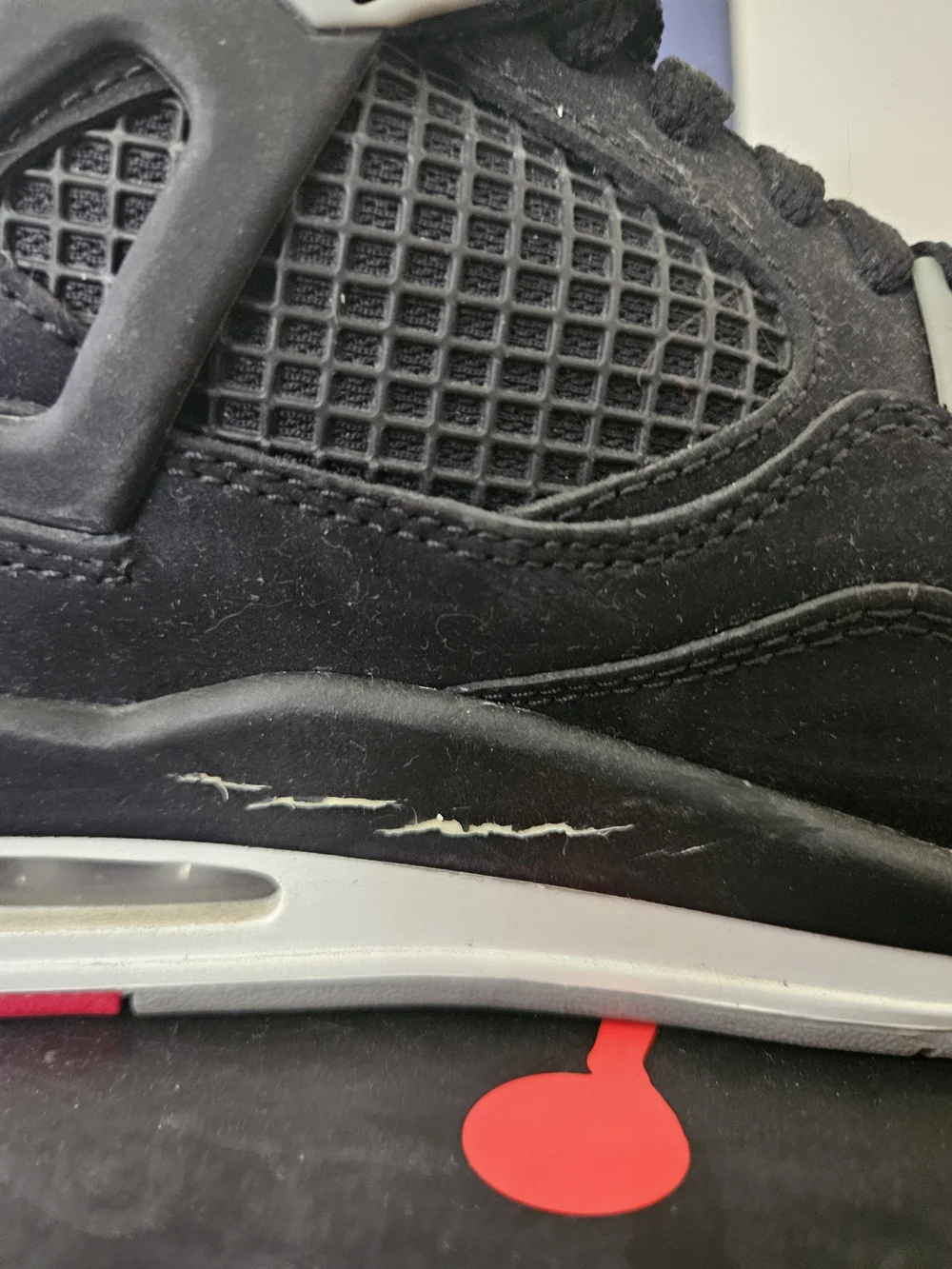 Jordan Air Jordan 4 Retro Bred Black Cement Grey Fire Red 2012 308497-089 - 7.5M